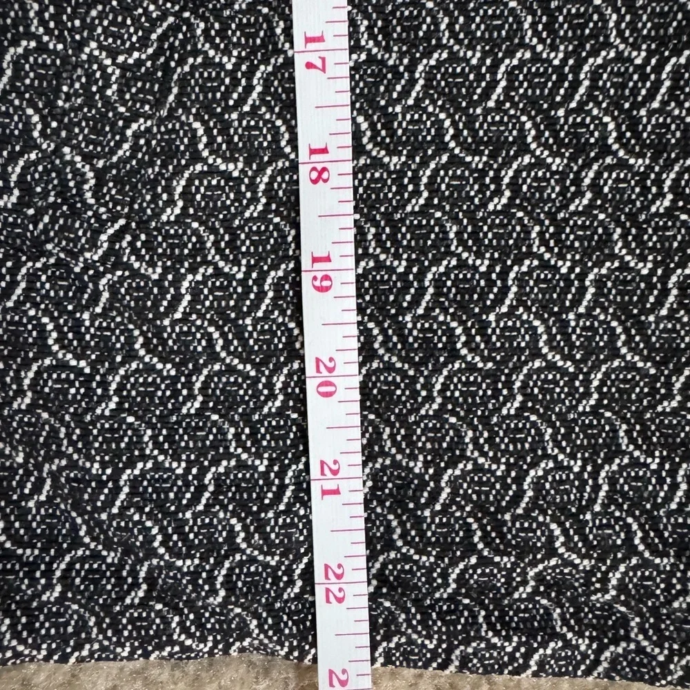 Eileen Fisher Rosette Jacquard Jacket Women's Black and White Patterned Jacket M - Picture 14 of 16